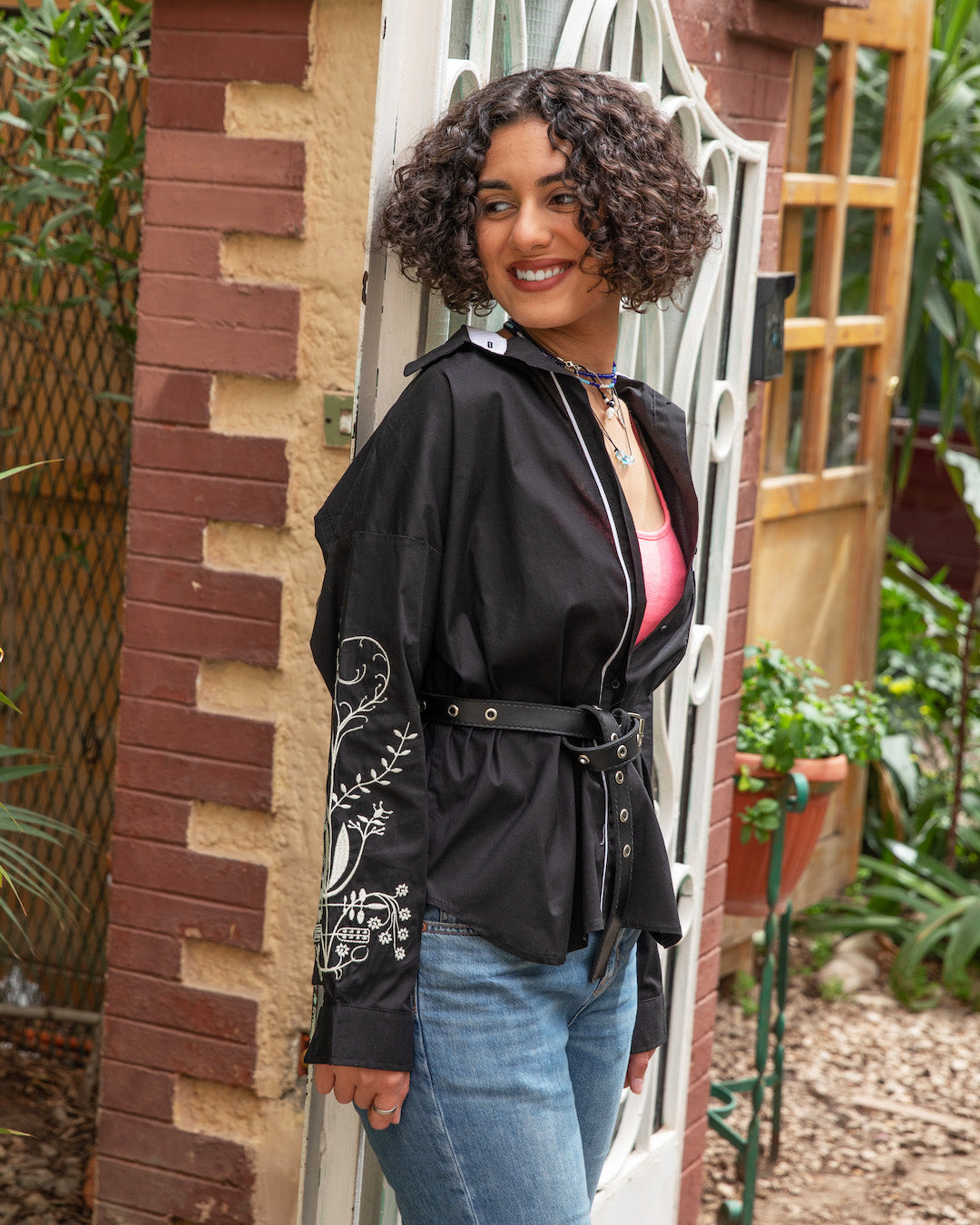 Embroidered Long Sleeve Buttoned Shirt - Black