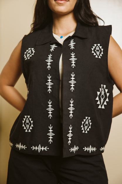 Black Sunny Breeze Vest