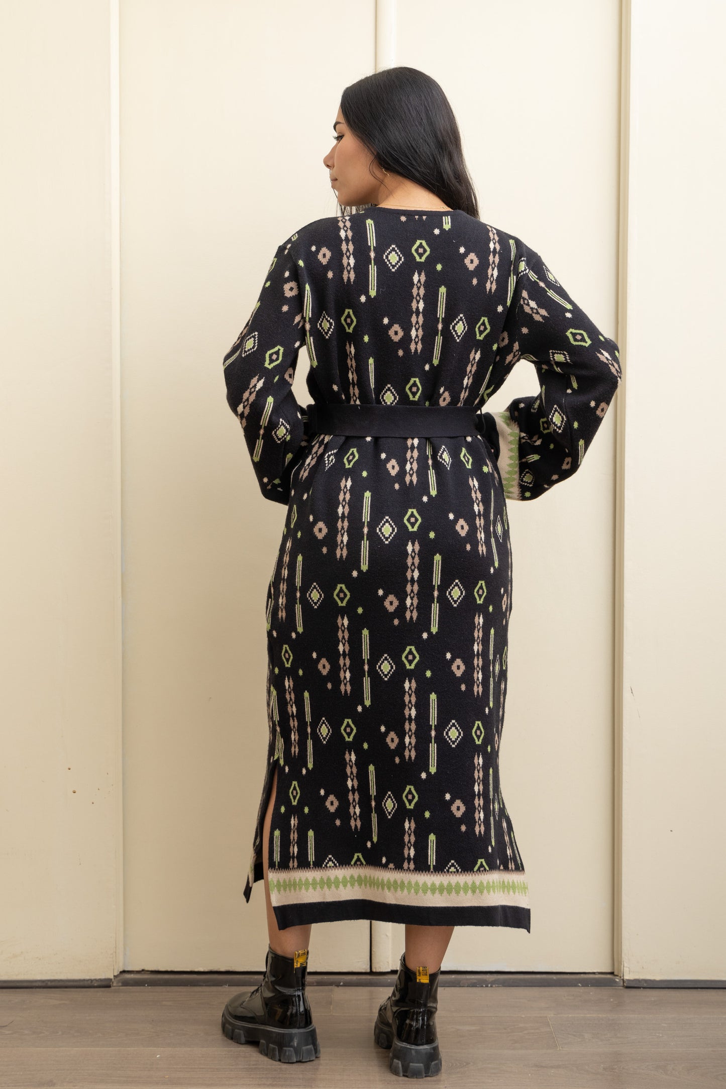 Black Effortless Knit Maxi Dress – Style with Every Step