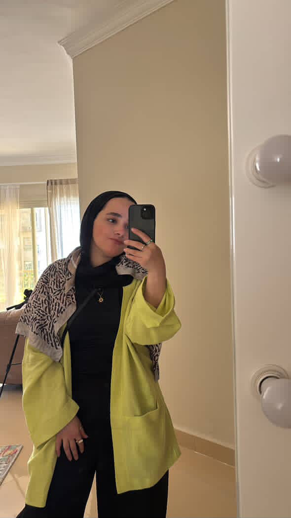 Short Kimono – Lightweight Layer for Any Outfit